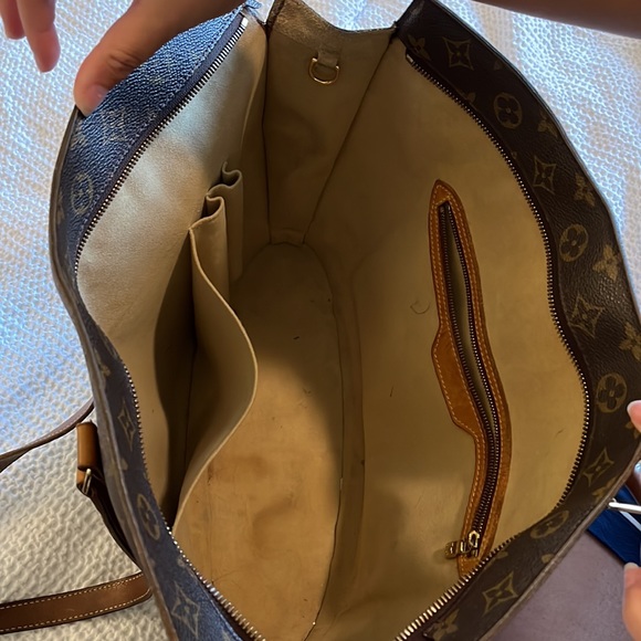 Louis Vuitton Vintage Monogram Babylone Shoulder Bag - Picture 4 of 10